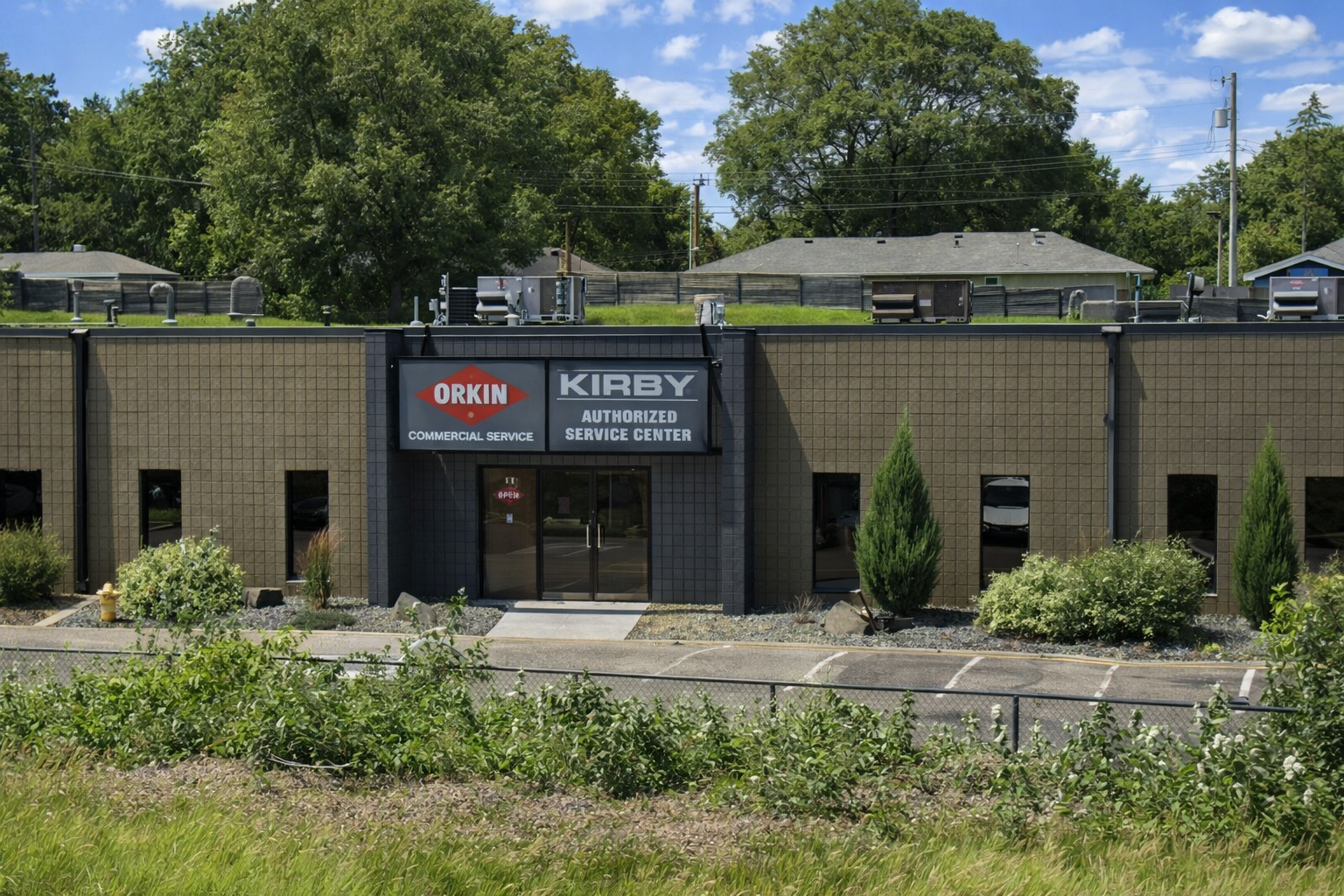 All Vacuums Sales & Service storefront in Maplewood, Minnesota